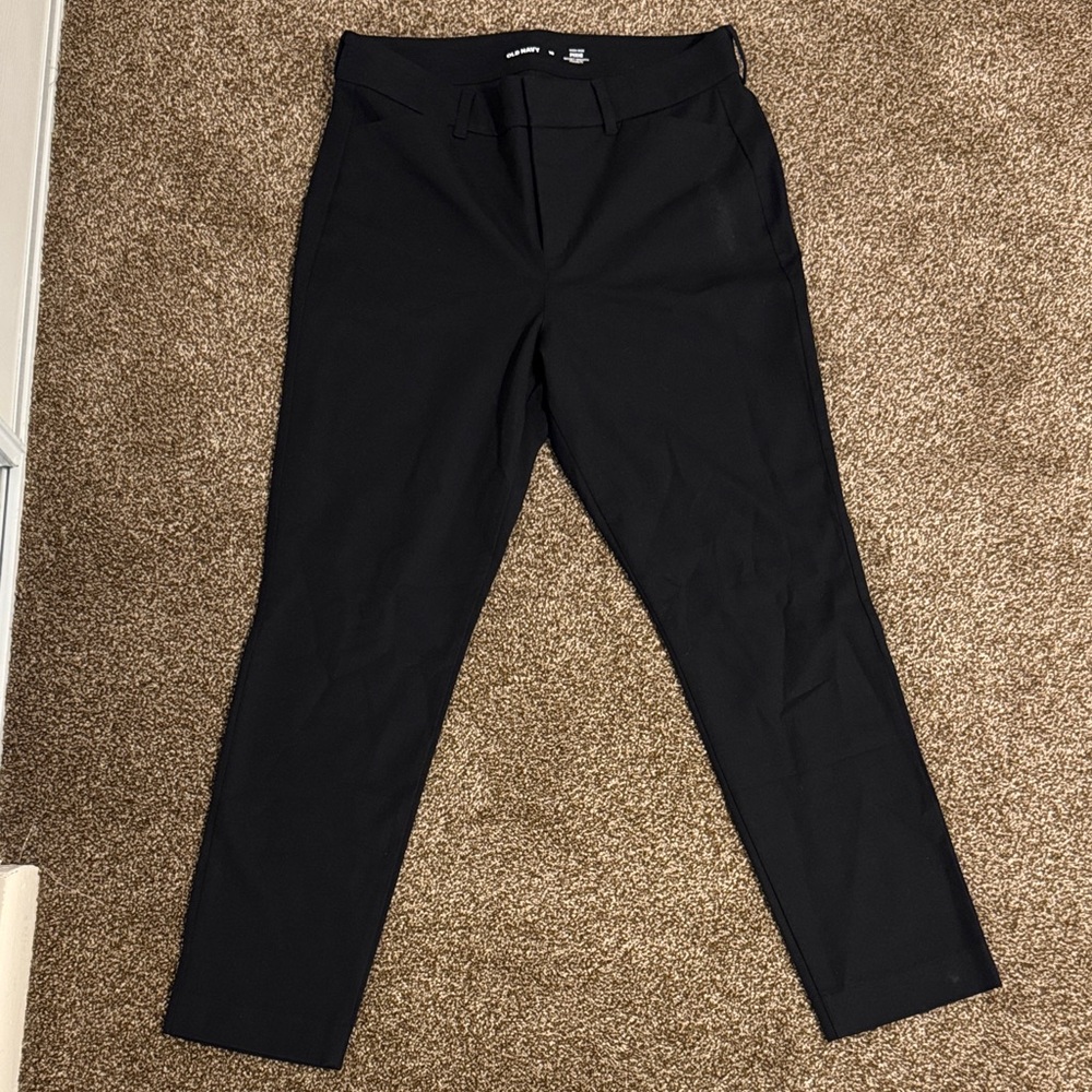 NEW Old Navy Women’s High-Rise Pixie Pants